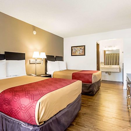 Econo Lodge Airport I-35 North Farmers Branch Εξωτερικό φωτογραφία
