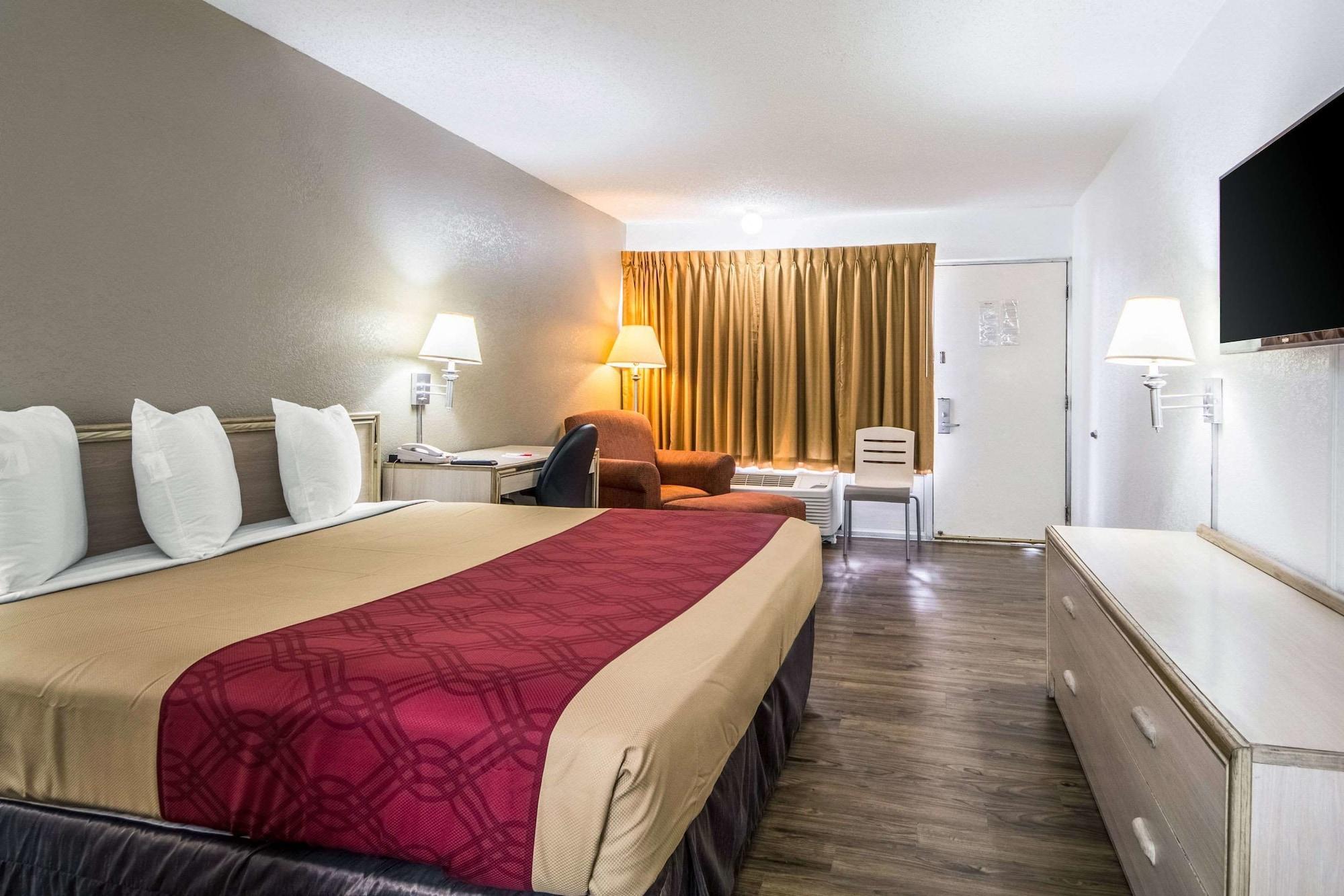 Econo Lodge Airport I-35 North Farmers Branch Εξωτερικό φωτογραφία