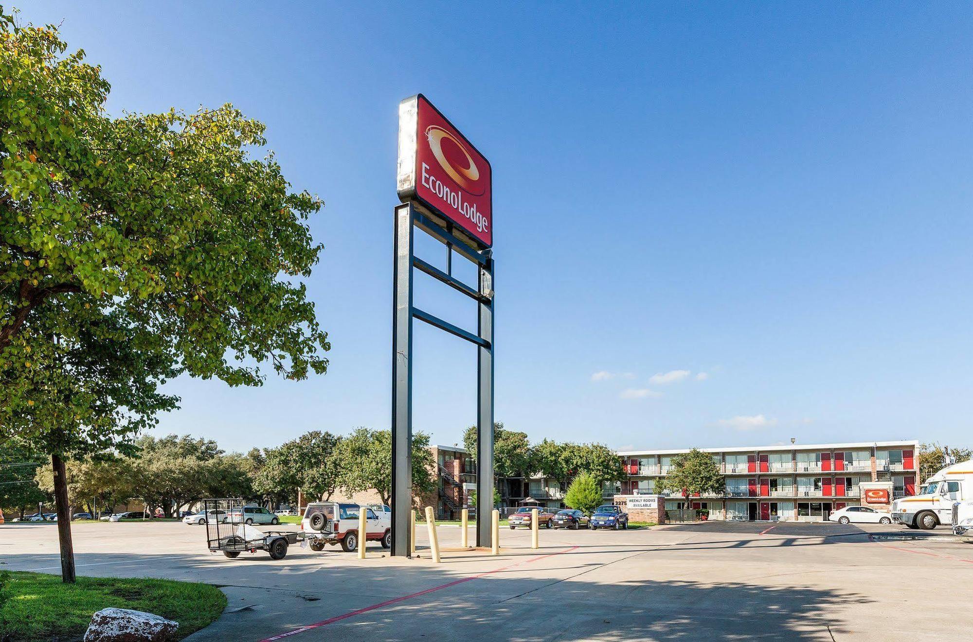 Econo Lodge Airport I-35 North Farmers Branch Εξωτερικό φωτογραφία